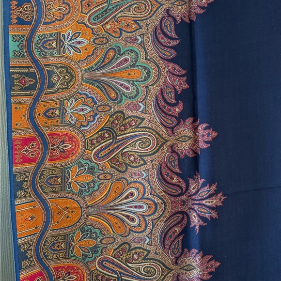 Colorful Paisley Scarf - Picture 4 of 7